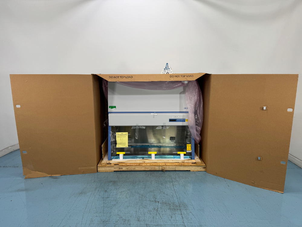 Image of Unused Thermo 1300 Series A2 4' Biosafety Cabinet